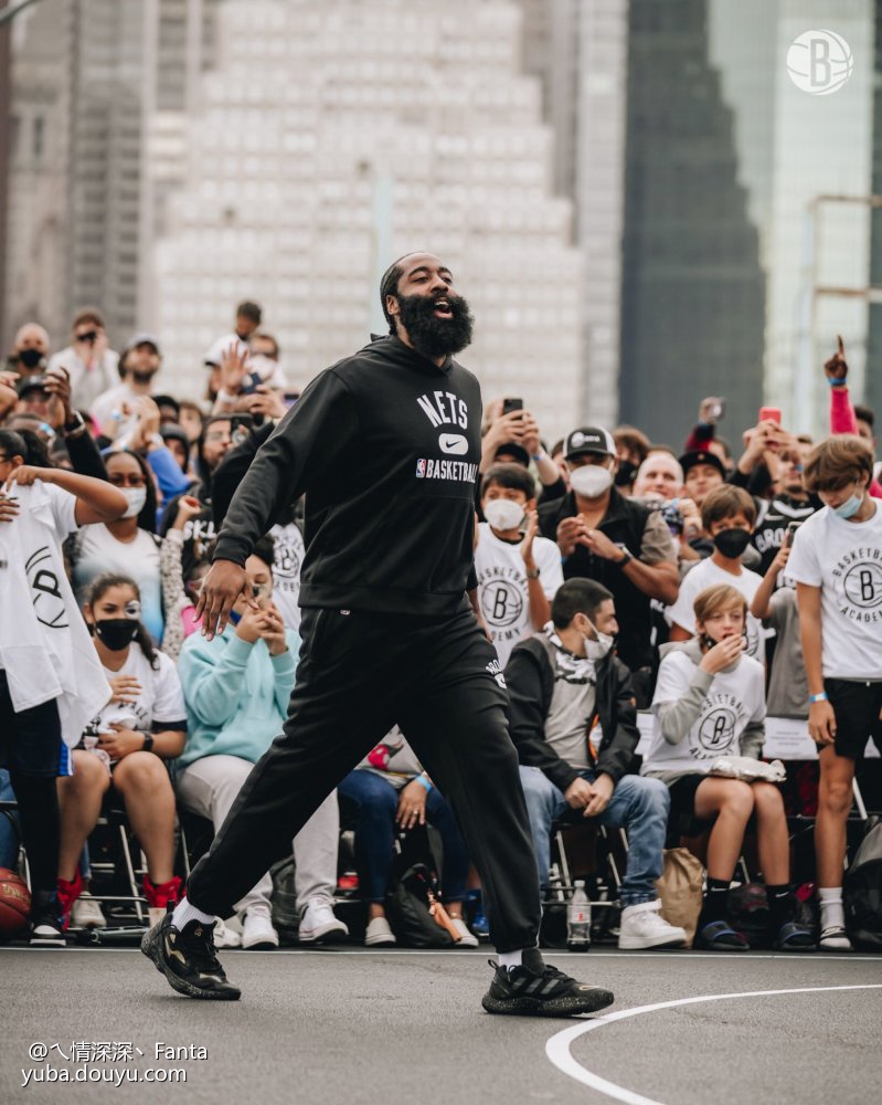 开云注册-阿斯顿维拉训练开放日，清晨状态回暖引欢呼，CBA季后赛在即，赛季目标并未改变的简单介绍
