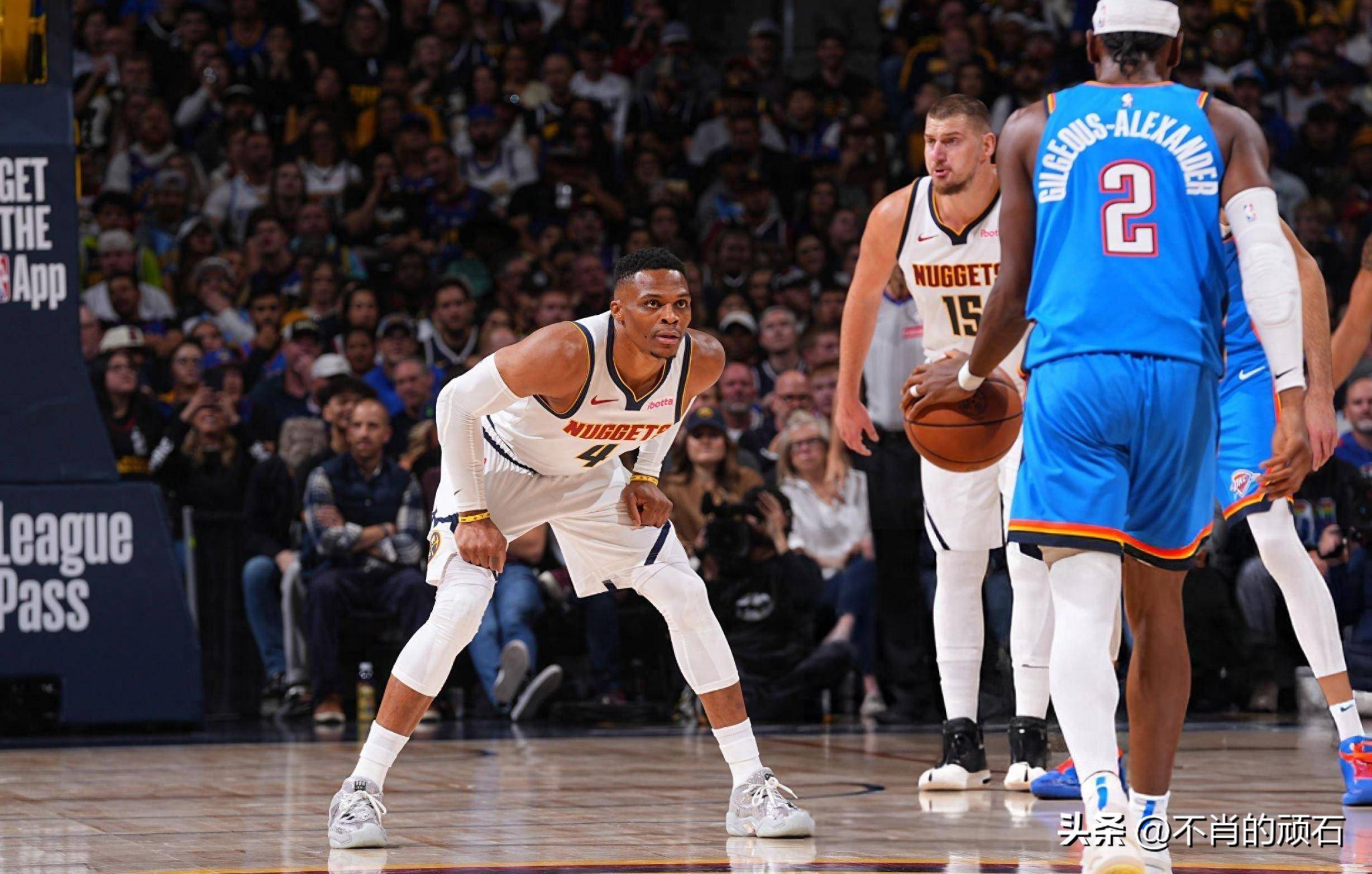 关于里程碑夜！俄克拉荷马雷霆回应争议，CBA季后赛冲刺阶段刷纪录，质疑声仍在，年轻球员得到机会的信息